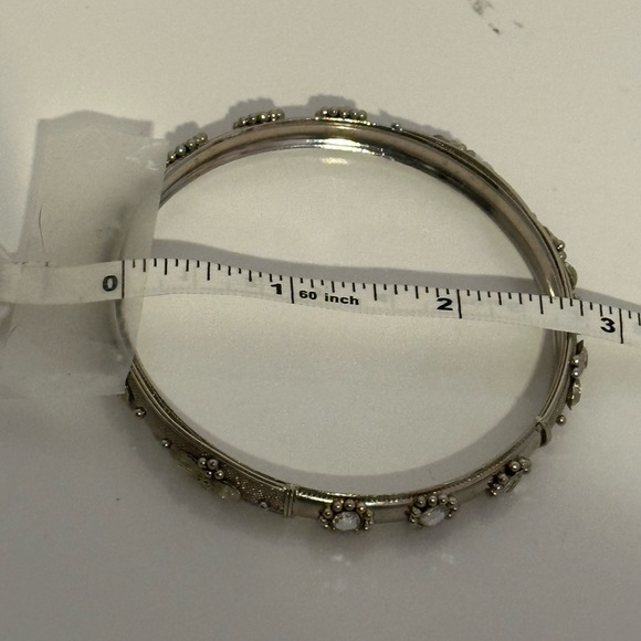 Vintage Rhinestone Mesh Bangle Bracelet Classic Style Silver Tone - Picture 3 of 7